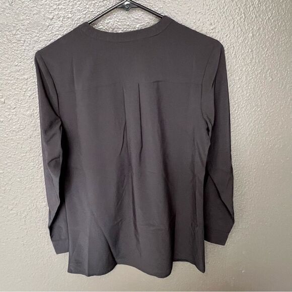 Denim & Co. Roll Tab Sleeve Button Front Soft Utility Tunic - Picture 10 of 11